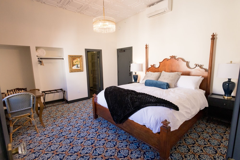 Speakeasy Suites - photo 22