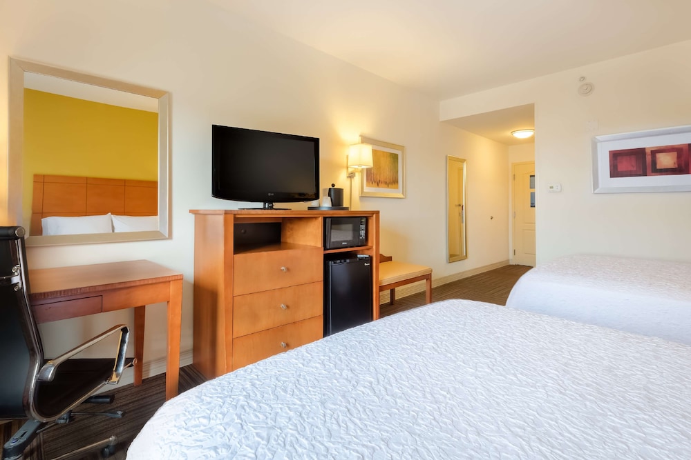 Hampton Inn Ringgold Ft. Oglethorpe - photo 6