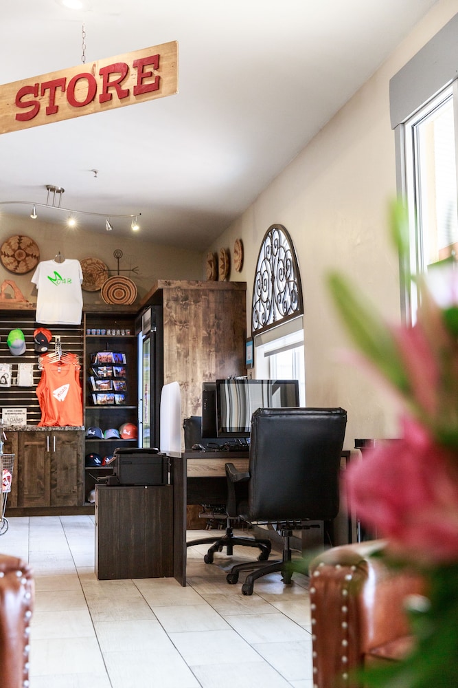 Aarchway Inn - photo 47