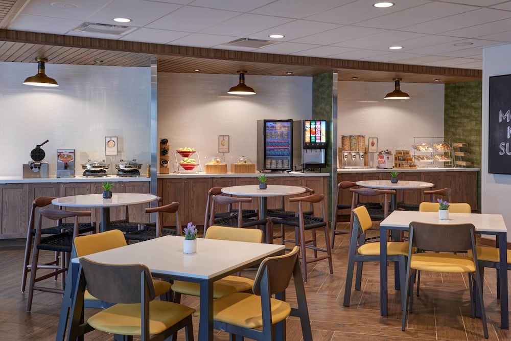 Fairfield Inn & Suites by Marriott Midland - photo 29