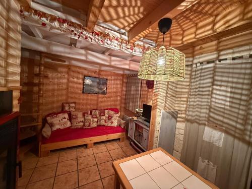 Petit cocoon in Les Angles, France