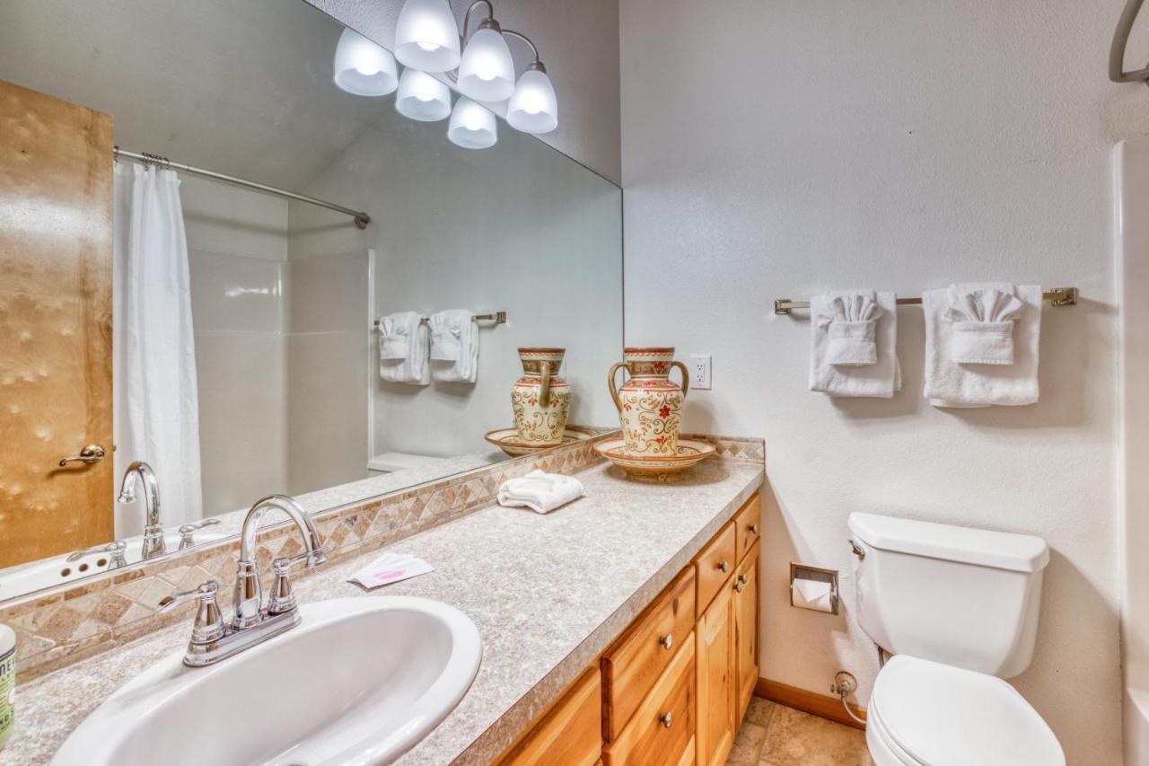 Beaches Inn Townhomes - photo 9