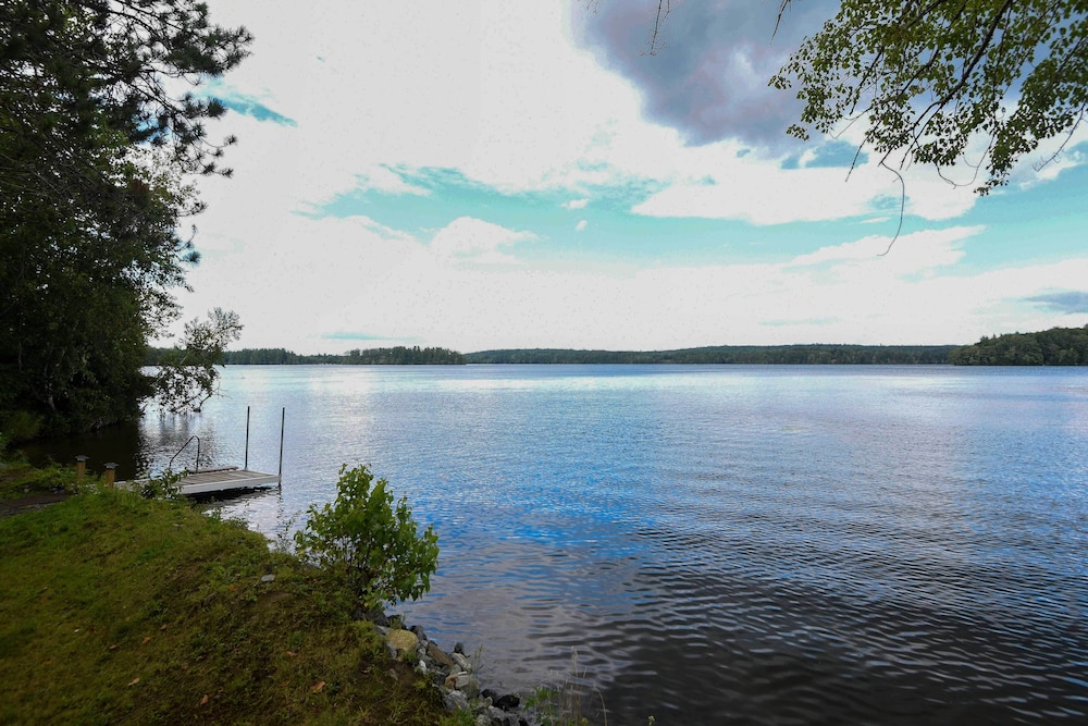 Life on the Lake with Private Dock And Fire Pit — Winthrop — photo 4