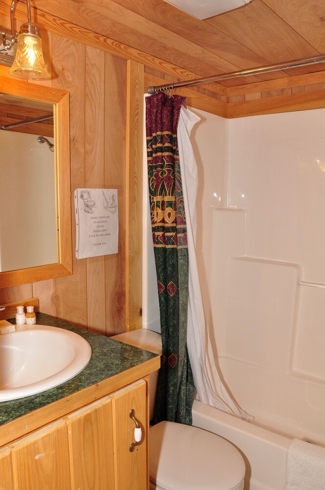 Plymouth Rock Camping Resort Basic Cabin - photo 25