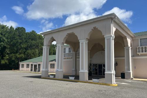 Windsor Inn of Jacksonville - photo 4