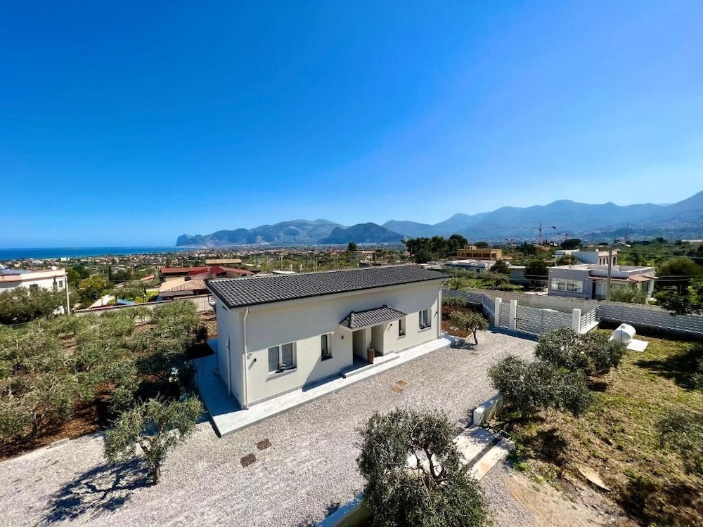 Piante del Principe Apartments — 4-Star Luxury Hotel in Carini, Italy