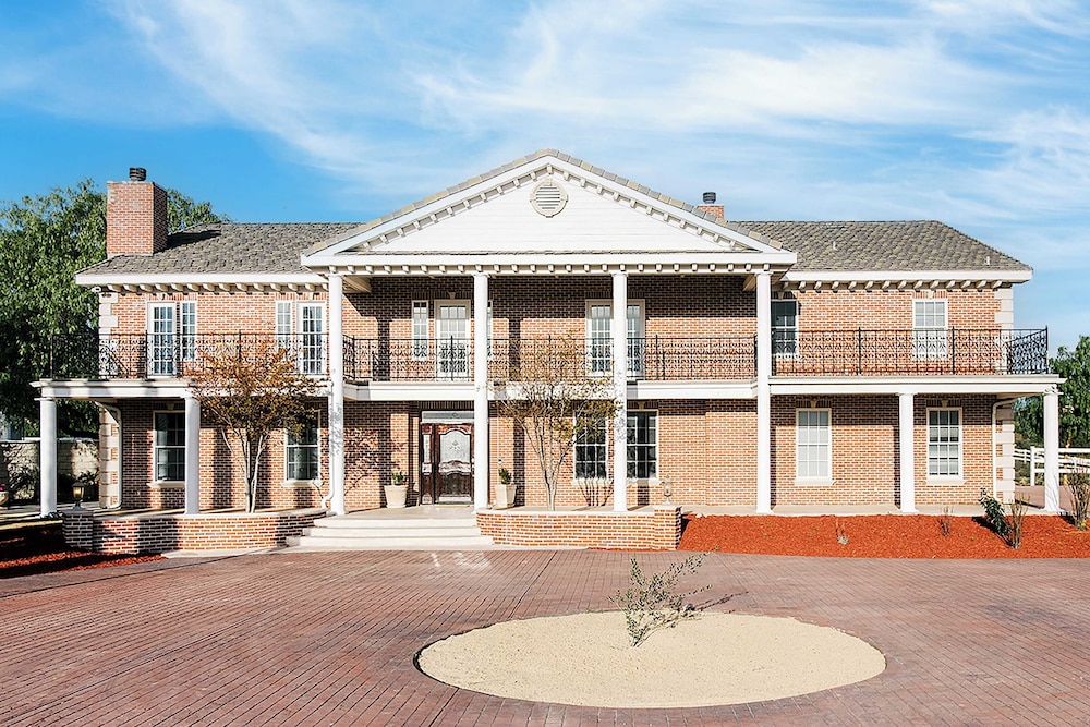 Warhol by Avantstay Expansive Estate Stunning Wine Cty Views - photo 4