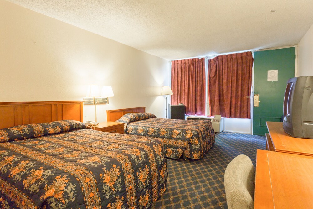 Bossier Inn and Suites - photo 13
