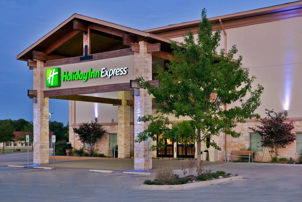 Holiday Inn Express Salado Belton by IHG - photo 33