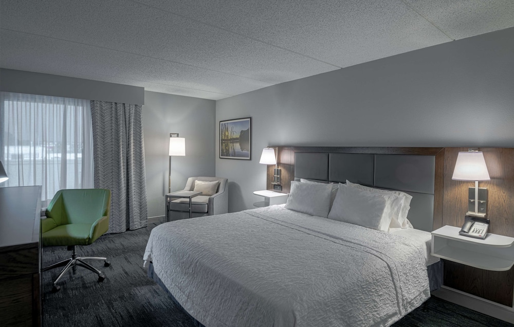 Hampton Inn Waldorf - photo 7