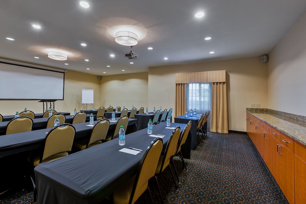 Candlewood Suites Decatur Medical Center by IHG - photo 36