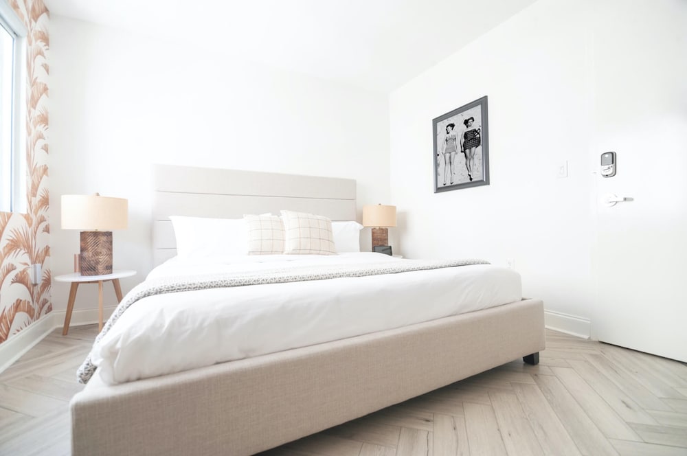 Luxuri Suites - photo 2