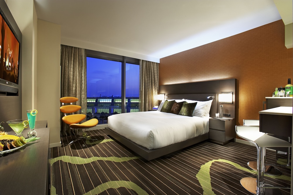 Hard Rock Hotel San Diego - photo 4
