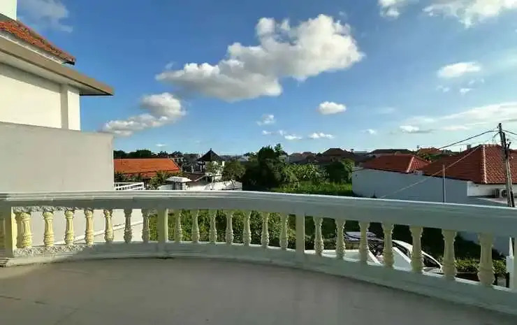 4BR NEW Luxe 350m to BEACH villa I KIDS stay free I Living panoramic windows I AC I 9 meters pool — 4-Star Luxury Hotel in Canggu, Indonesia