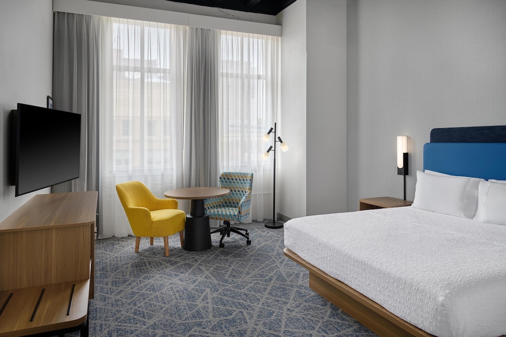 Hampton Inn by Hilton Lincoln Downtown - photo 22