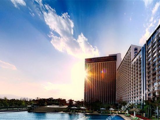 Junlin Holiday Hotel in Chengjiang, People's Republic of China