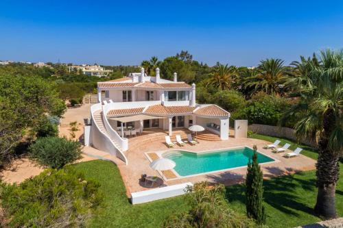 Casa Cavatina — 4-Star Luxury Hotel in Carvoeiro, Portugal