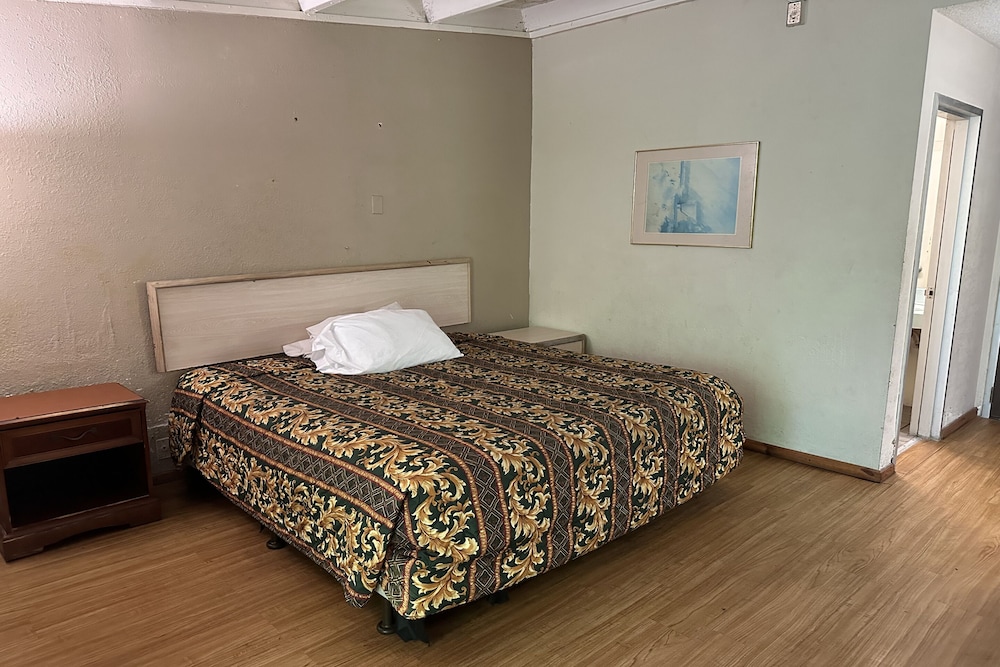 Kampus Inn by OYO Gainesville University Area - photo 4