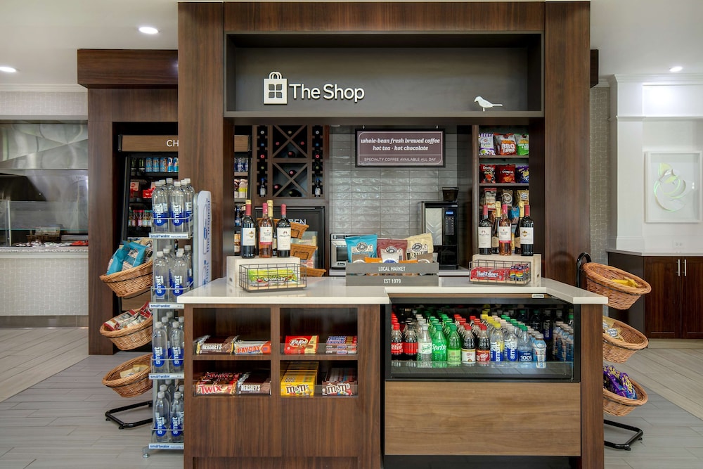 Hilton Garden Inn Detroit Metro Airport - photo 36