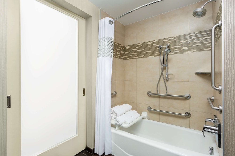 Hampton Inn Manhattan Times Square Central - photo 24
