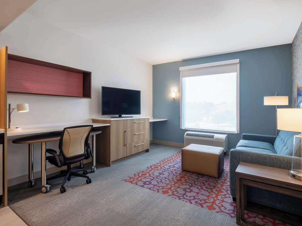 Home2 Suites by Hilton Santa Rosa Beach - photo 13