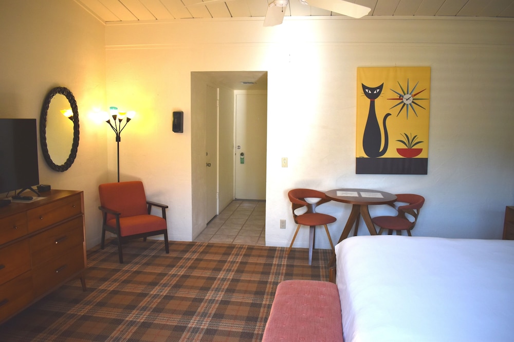 Contenta Inn - photo 15