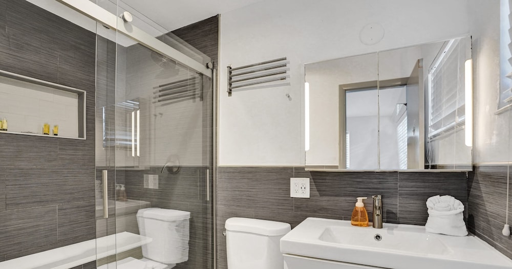 Unit D SeaI Private Room near Deerfield Beach - photo 16