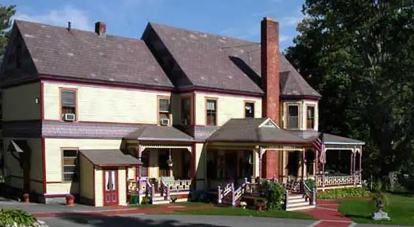 Silas Griffith Inn - carbon neutral hotel in Danby