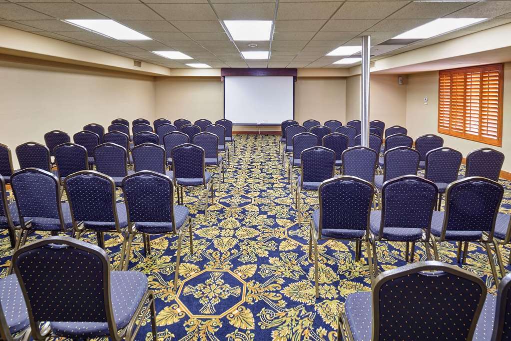 Radisson Hotel El Paso Airport - photo 20