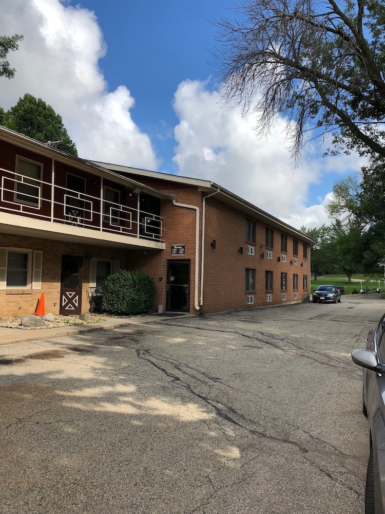 Valued Stay Sun Prairie - photo 21