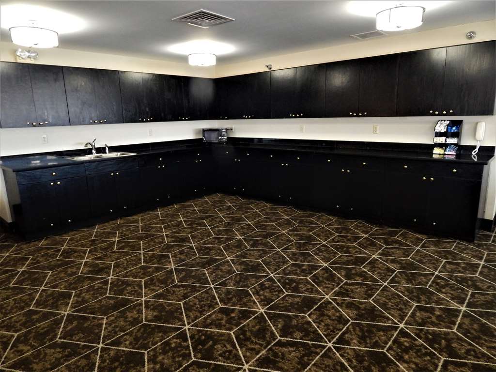 Best Western Sault Ste. Marie - photo 24