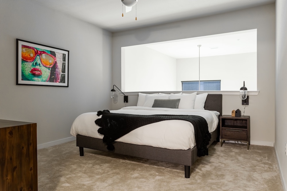 Locale Eastside - photo 27