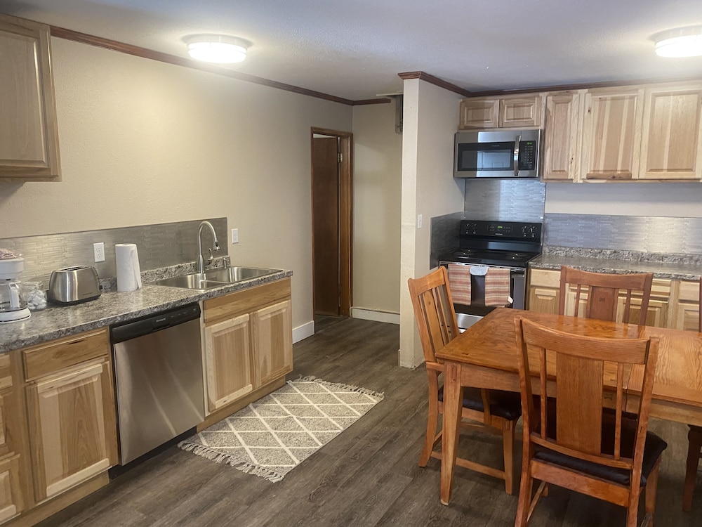 Heidis Inn Ilwaco - photo 17