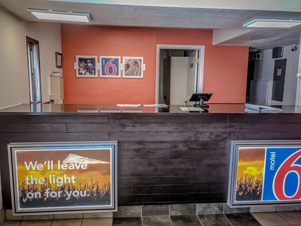 Motel 6 Goodland KS - photo 4