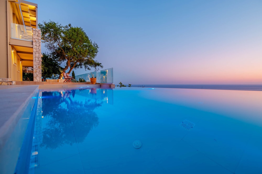 Ocean View Luxury Villa Ethra — 4-Star Luxury Hotel in Corfu, Greece