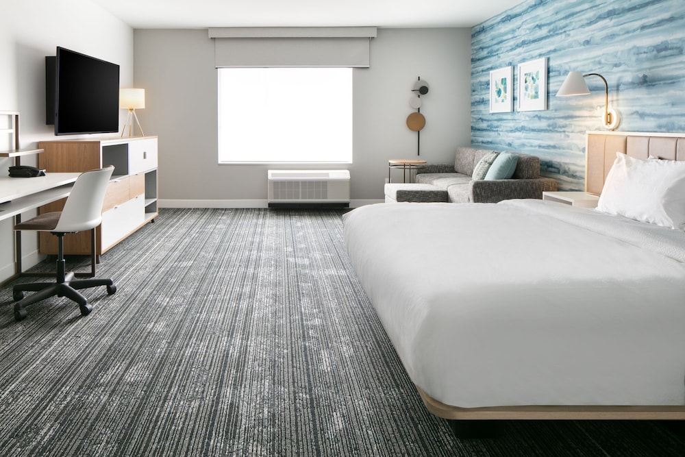 TownePlace Suites by Marriott Oconomowoc - photo 7