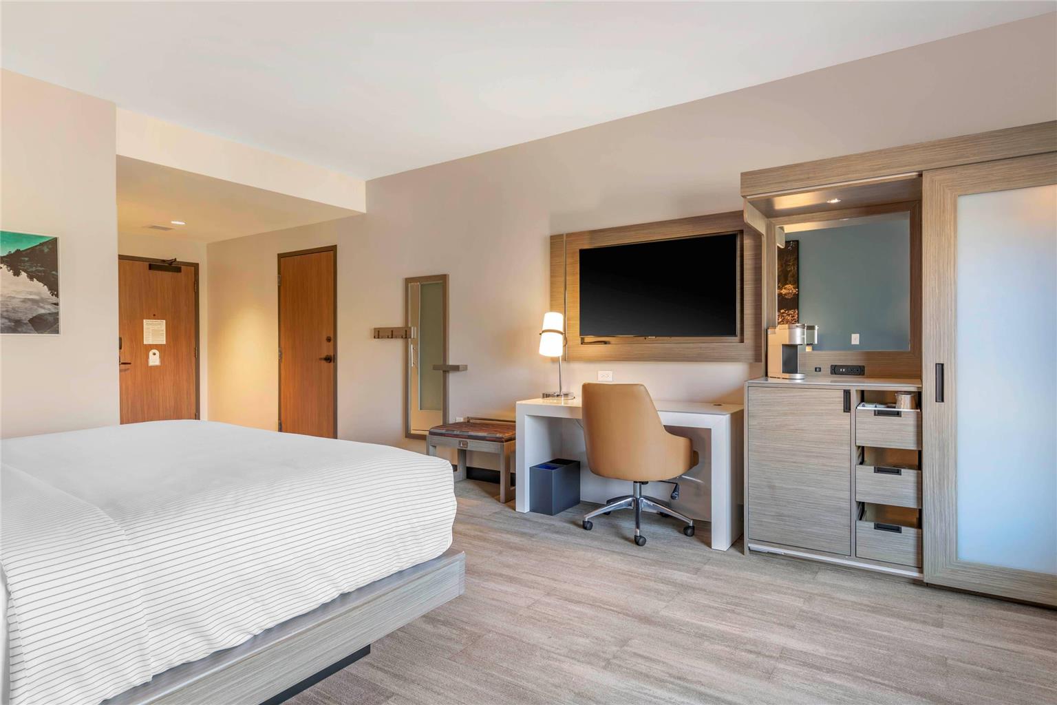 Cambria Hotel Lake Placid Lakeside Resort - photo 17