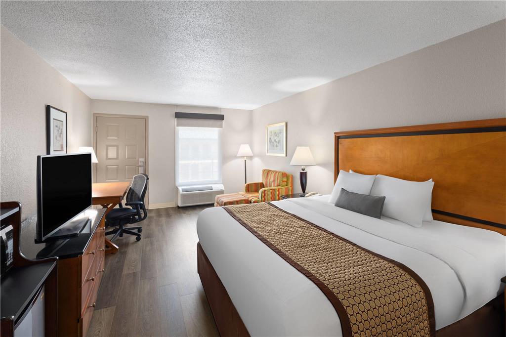 Baymont by Wyndham Knoxville I 75 - photo 28