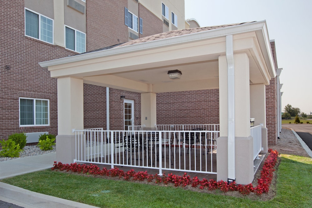 Candlewood Suites Louisville North by IHG - photo 31