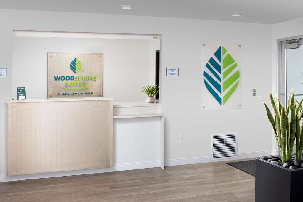 WoodSpring Suites Seattle Redmond - photo 6