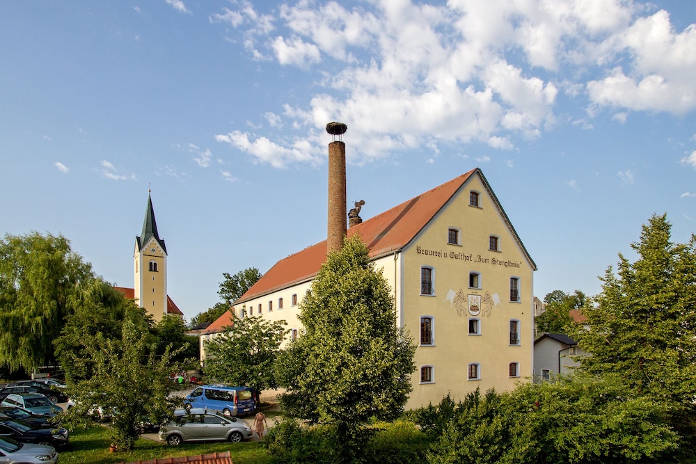 Brauereigasthof Stanglbräu — hotel in Hausen
