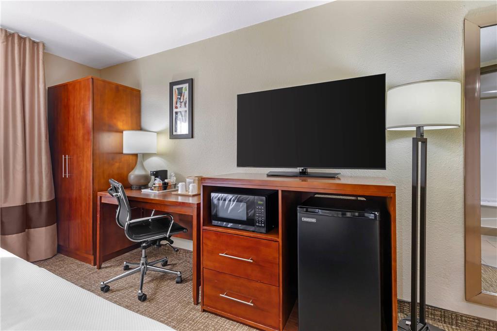 Comfort Inn Wichita Falls North - photo 25