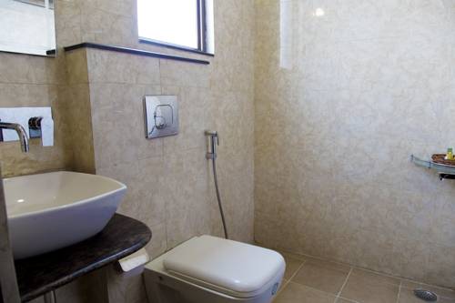 Fabhotel Hill View Jubilee Hills