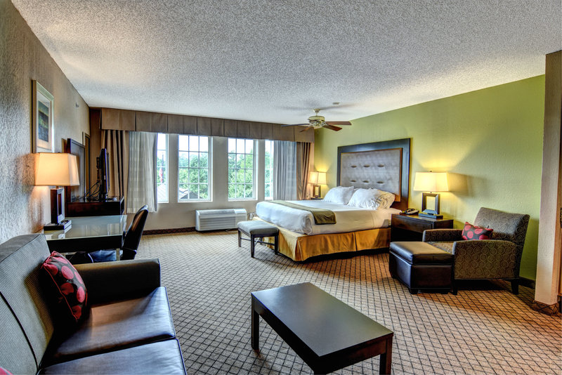 Holiday Inn Express & Suites Wallace Hwy 41 — hotel in Wallace