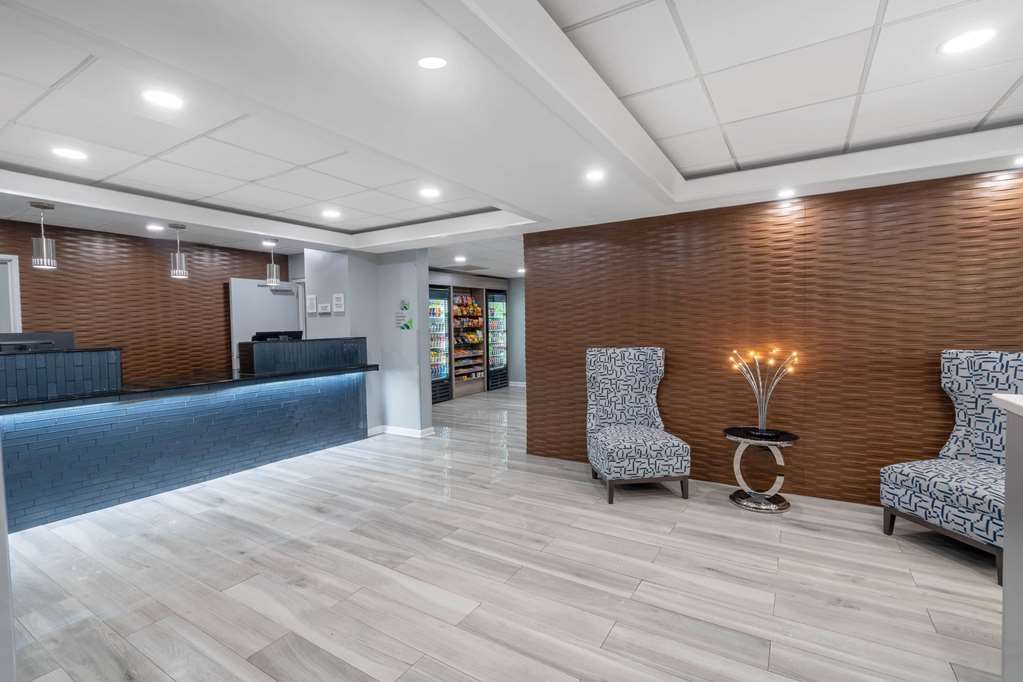 Wingate by Wyndham Horn Lake Southaven - photo 4
