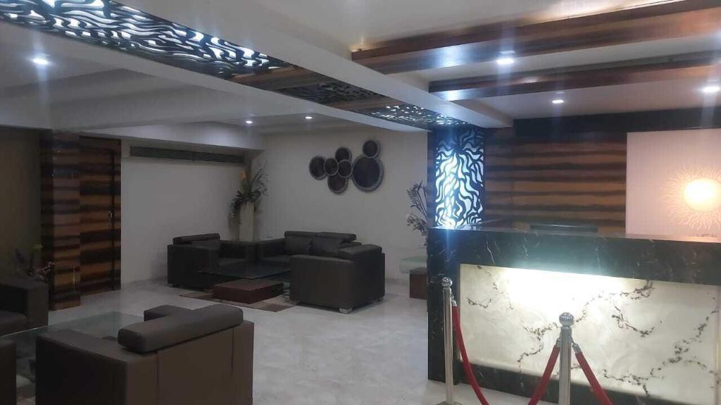 Hotel O Meera Guest House in Ahmedabad, India