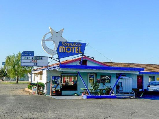Starlite Motel - carbon neutral hotel in Pasco