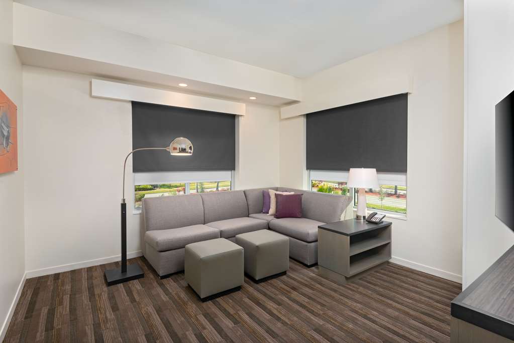 Hyatt House Orlando Airport - photo 31