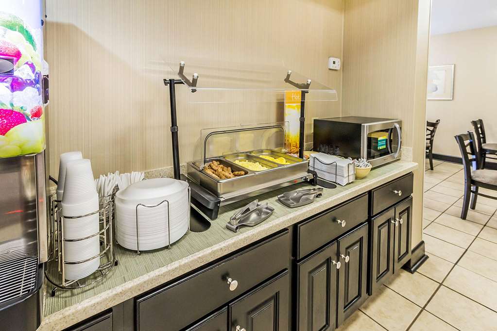 Quality Inn Savannah I 95 - photo 18