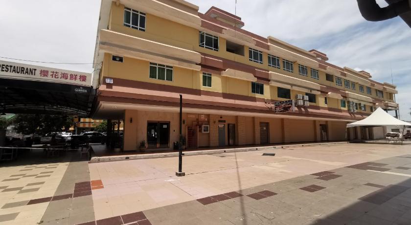 De Leon Hotel ll — Lahad Datu — photo 5
